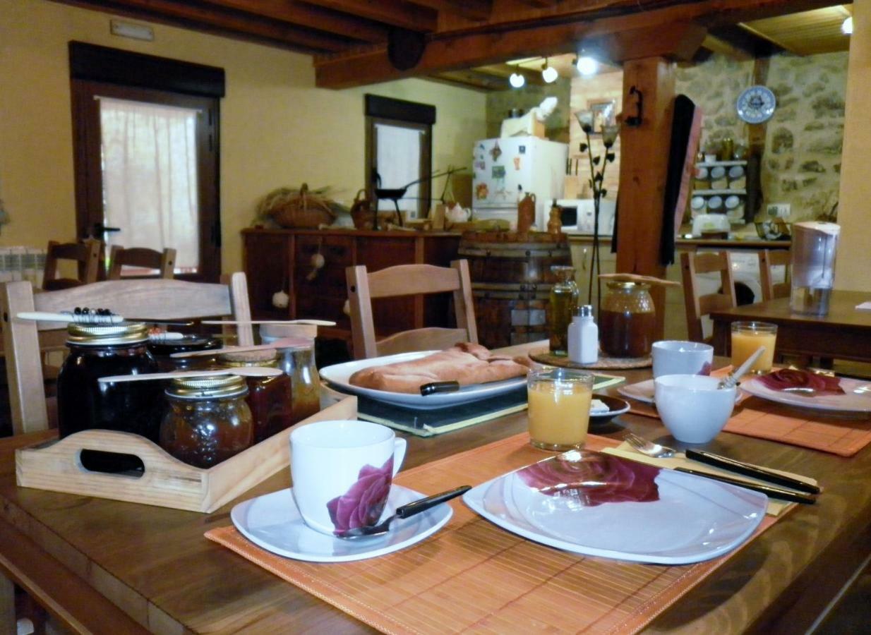 Casa Rural Calle Real Bed & Breakfast Torremocha de Ayllón Dış mekan fotoğraf