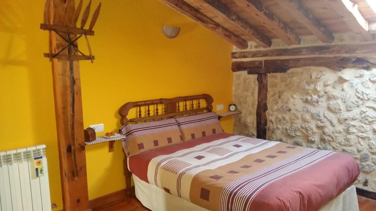 Casa Rural Calle Real Bed & Breakfast Torremocha de Ayllón Dış mekan fotoğraf