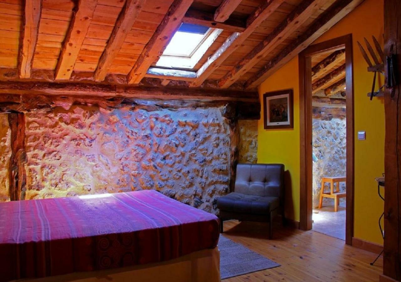 Casa Rural Calle Real Bed & Breakfast Torremocha de Ayllón Dış mekan fotoğraf