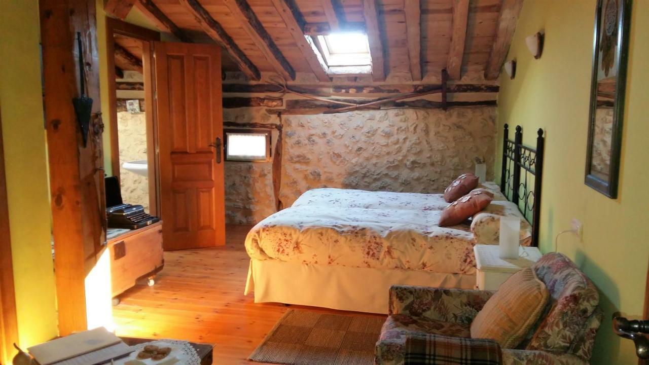 Casa Rural Calle Real Bed & Breakfast Torremocha de Ayllón Dış mekan fotoğraf